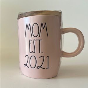 Rae Dunn Mother's Day mug